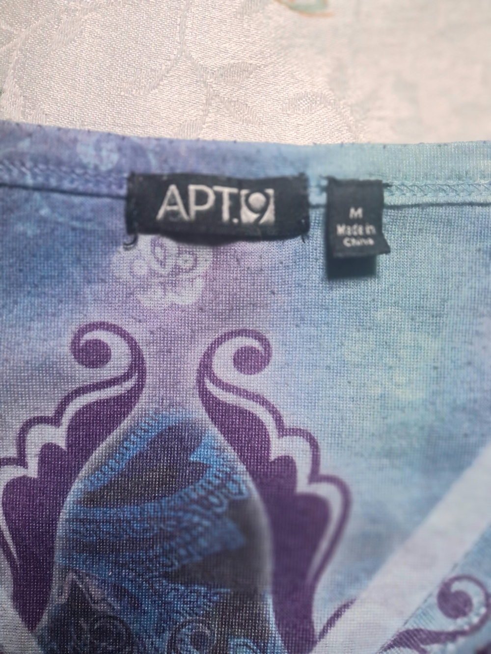 Apt. 9 Lavender to Indigo Ombre V-Neck Embellished Women's Top - Picture 2 of 6